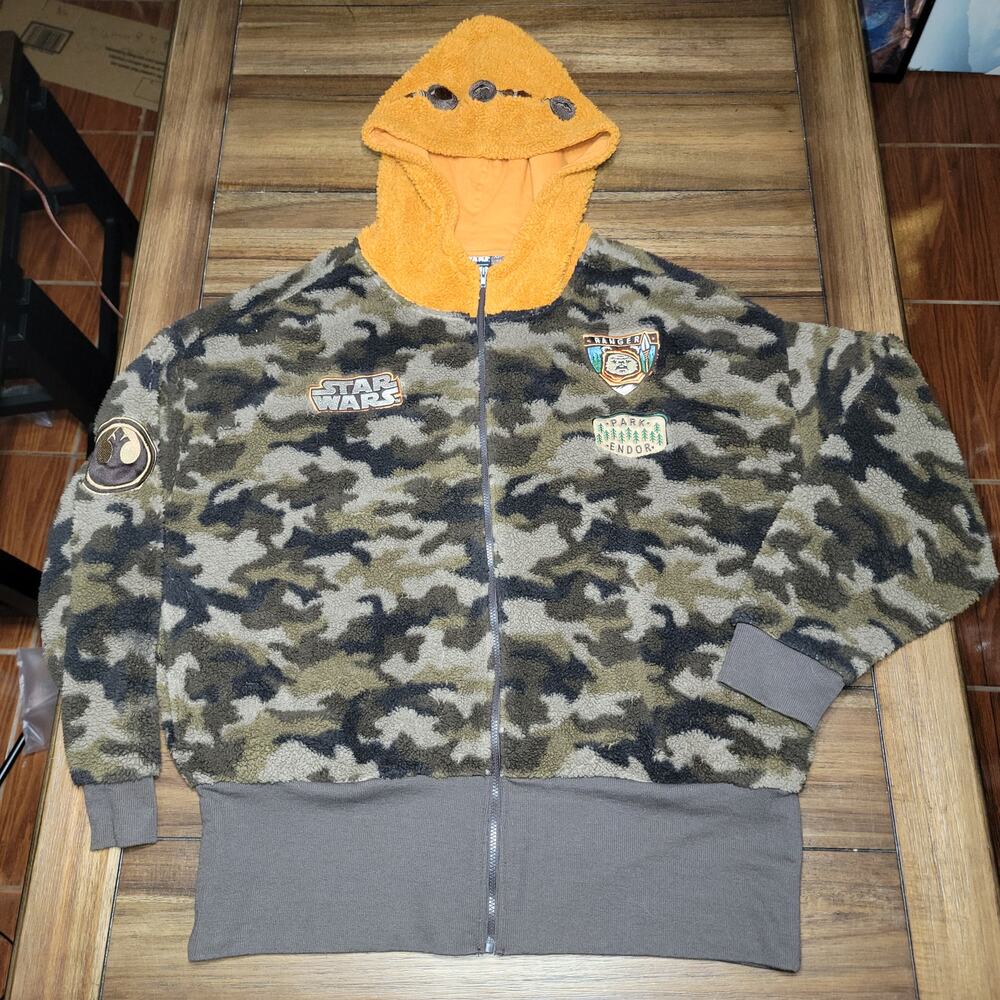 Star Wars Her Universe LS Full Zip Brown Camo Sherpa Hoodie - Size 2